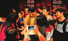 话剧 一辈子的坚守